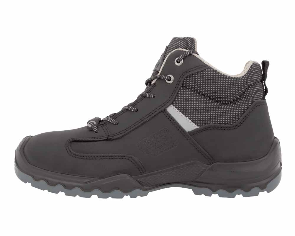 Outdoor 318 Black